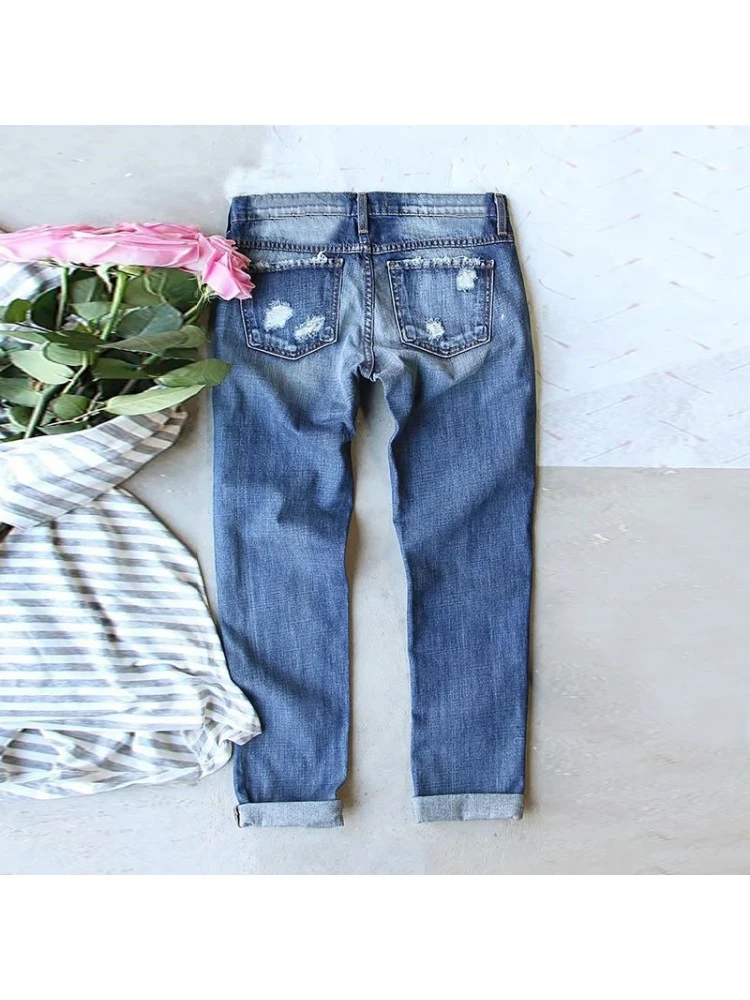 Christmas Print Mid-rise Jeans - Image 2