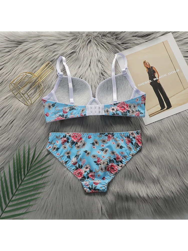 Spaghetti Straps Cotton Buckle Bra Sets - Image 3