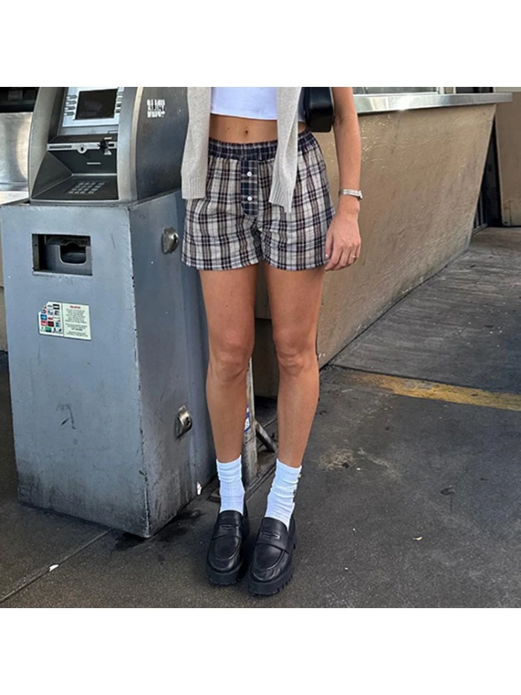 Colorblock Plaid Low Rise Loose Shorts - Image 5