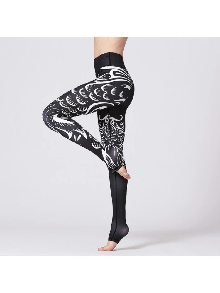 Asymmetry Totem Print High Rise Slim Leggings